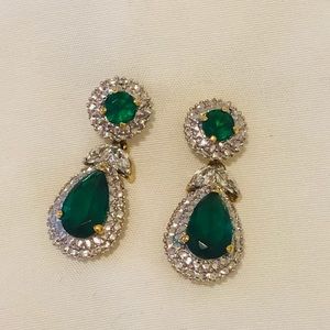 Jackie Kennedy Emerald Dangling Earrings